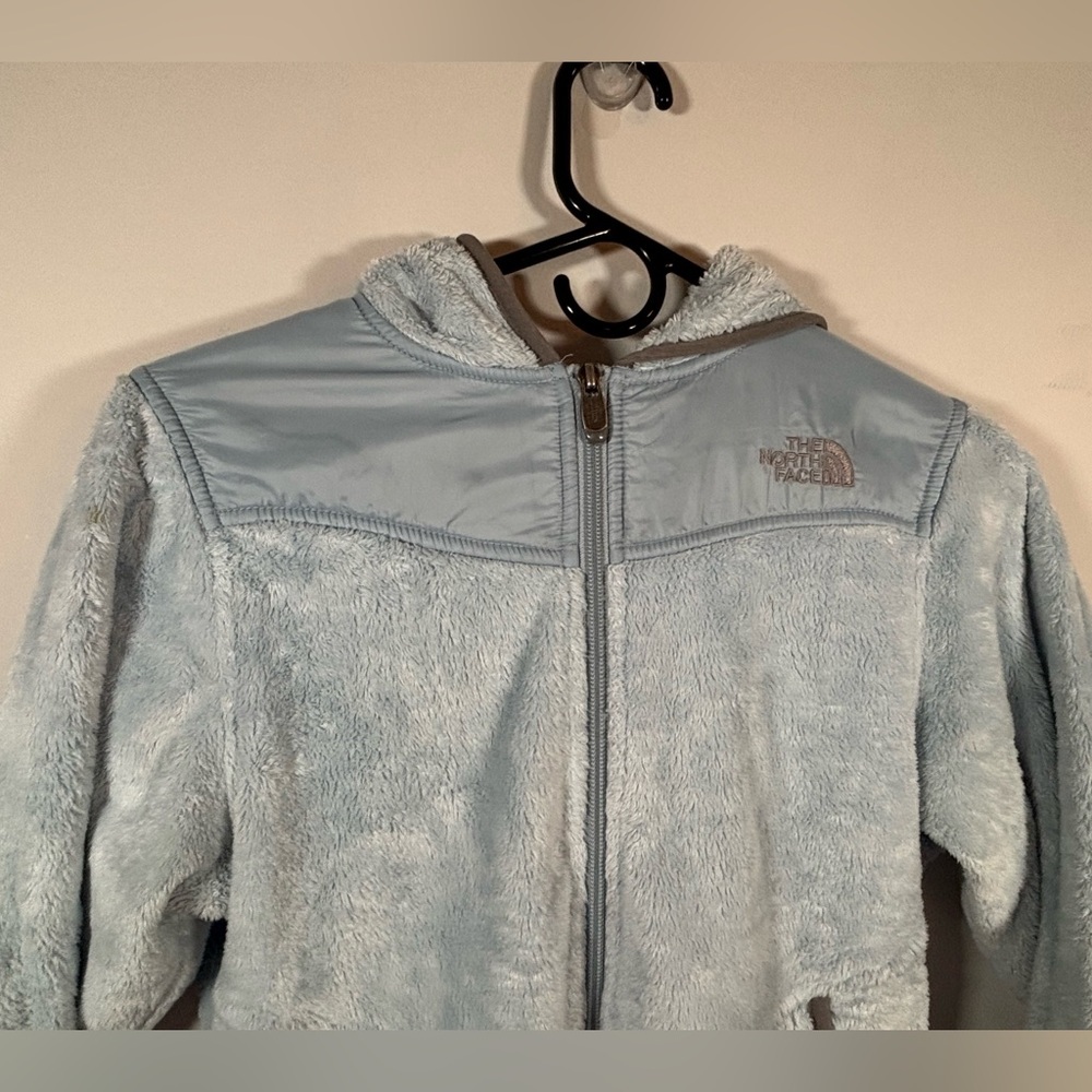 The North Face Women’s XS Light Blue Fuzzy Plush Hooded Full Zip Jacket - Picture 2 of 10